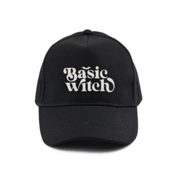 basic witch, baseball pet, pet voor Halloween, Halloween pet, leuke pet voor halloween, verkleden, outfit, kostuum halloween