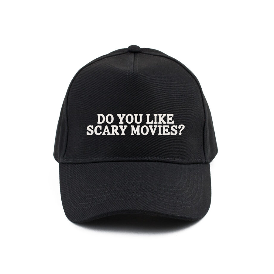 do you like scary movies, baseball pet, pet voor Halloween, Halloween pet, leuke pet voor halloween, verkleden, outfit, kostuum halloween